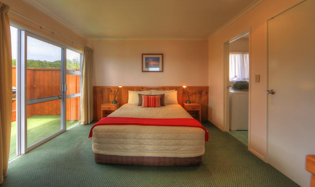 Islander Lodge Apartments Бернт Пайн Екстериор снимка