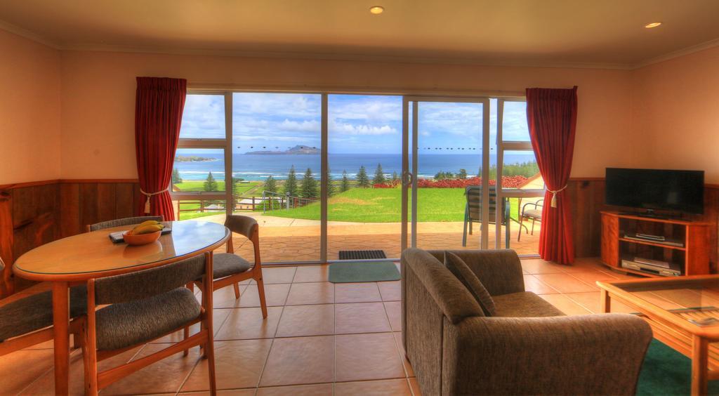 Islander Lodge Apartments Бернт Пайн Стая снимка
